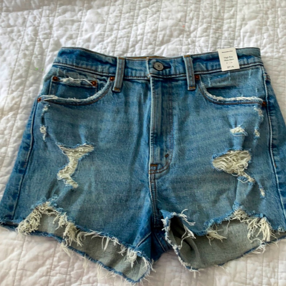 Abercrombie high rise mom shorts size 4/27